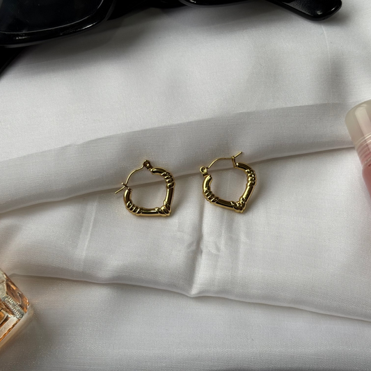 Gigi Hoops